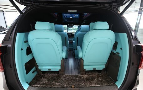 KIA Carnival, 2024 год, 5 399 999 рублей, 15 фотография