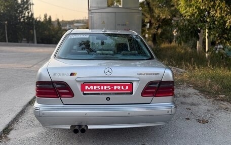 Mercedes-Benz E-Класс, 2001 год, 590 000 рублей, 4 фотография