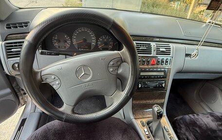 Mercedes-Benz E-Класс, 2001 год, 590 000 рублей, 11 фотография