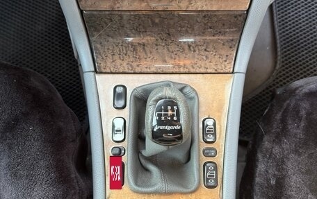 Mercedes-Benz E-Класс, 2001 год, 590 000 рублей, 10 фотография