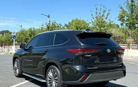 Toyota Highlander, 2022 год, 2 850 006 рублей, 6 фотография