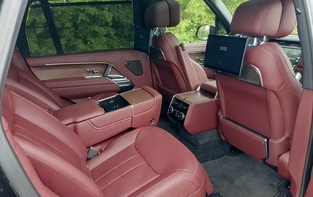 Land Rover Range Rover IV рестайлинг, 2024 год, 26 600 000 рублей, 9 фотография
