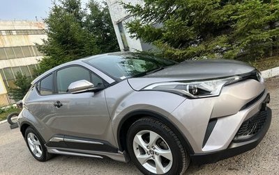 Toyota C-HR I рестайлинг, 2016 год, 1 590 000 рублей, 1 фотография