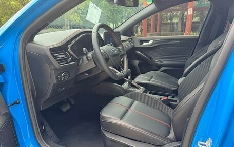 Ford Focus IV, 2022 год, 1 300 006 рублей, 10 фотография