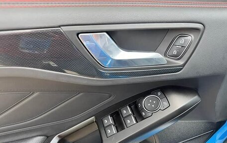 Ford Focus IV, 2022 год, 1 300 006 рублей, 17 фотография