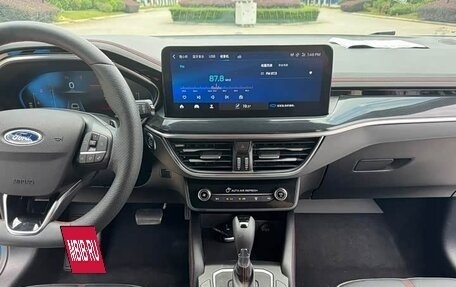 Ford Focus IV, 2022 год, 1 300 006 рублей, 12 фотография