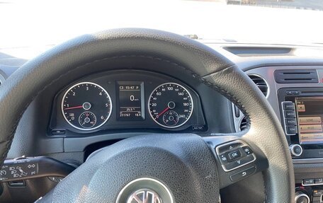 Volkswagen Tiguan I, 2011 год, 1 250 000 рублей, 15 фотография
