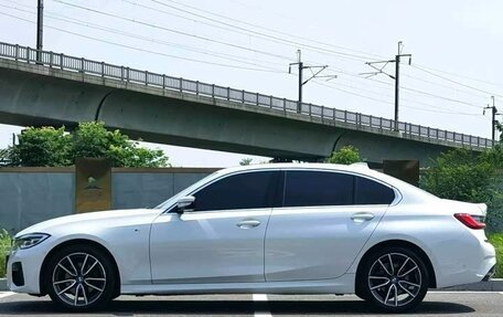 BMW 3 серия, 2022 год, 2 800 006 рублей, 4 фотография