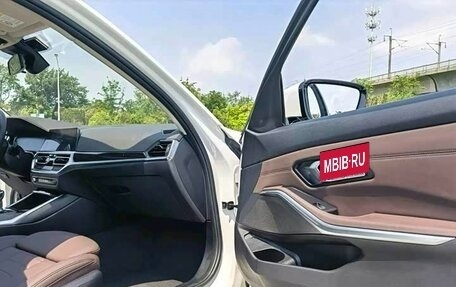 BMW 3 серия, 2022 год, 2 800 006 рублей, 13 фотография