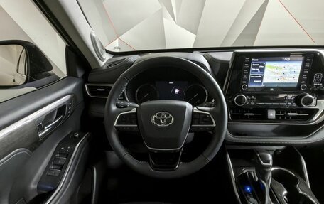 Toyota Highlander, 2021 год, 5 610 000 рублей, 14 фотография