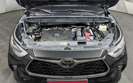 Toyota Highlander, 2021 год, 5 610 000 рублей, 20 фотография