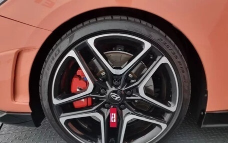 Hyundai Veloster II, 2022 год, 2 354 000 рублей, 5 фотография