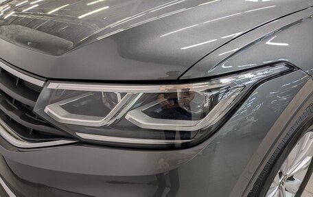 Volkswagen Tiguan II, 2021 год, 3 500 000 рублей, 19 фотография