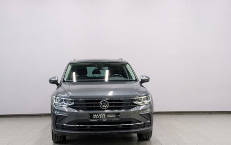 Volkswagen Tiguan II, 2021 год, 3 500 000 рублей, 26 фотография