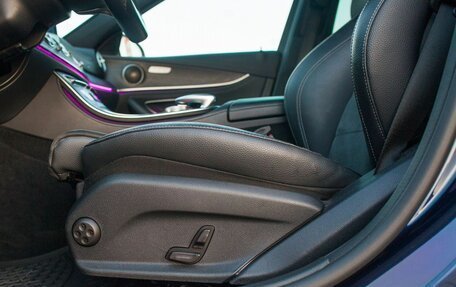 Mercedes-Benz E-Класс, 2019 год, 3 650 000 рублей, 36 фотография