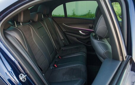 Mercedes-Benz E-Класс, 2019 год, 3 650 000 рублей, 35 фотография