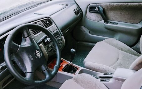 Nissan Primera II рестайлинг, 2001 год, 170 000 рублей, 3 фотография