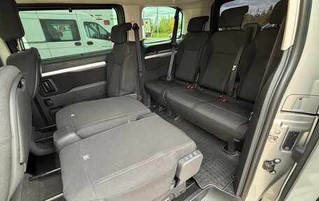 Peugeot Traveller I, 2021 год, 2 650 000 рублей, 22 фотография