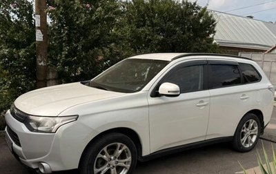 Mitsubishi Outlander III рестайлинг 3, 2013 год, 1 350 000 рублей, 1 фотография