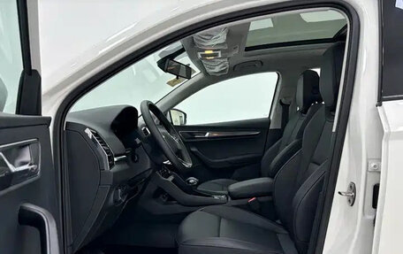 Skoda Karoq I, 2022 год, 2 444 369 рублей, 9 фотография