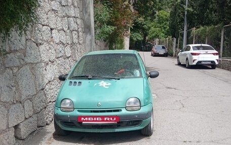 Renault Twingo II рестайлинг, 1995 год, 140 000 рублей, 2 фотография