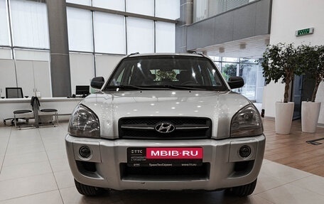 Hyundai Tucson III, 2007 год, 599 000 рублей, 2 фотография