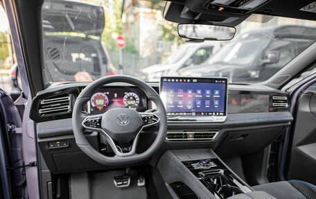 Volkswagen Tiguan, 2024 год, 5 575 000 рублей, 8 фотография