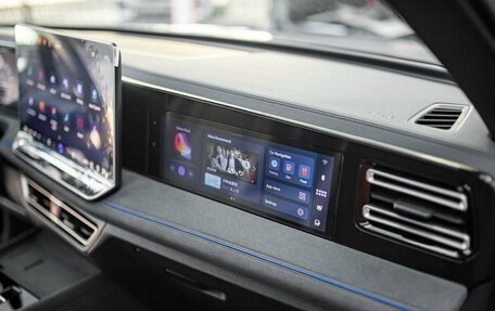 Volkswagen Tiguan, 2024 год, 5 575 000 рублей, 10 фотография