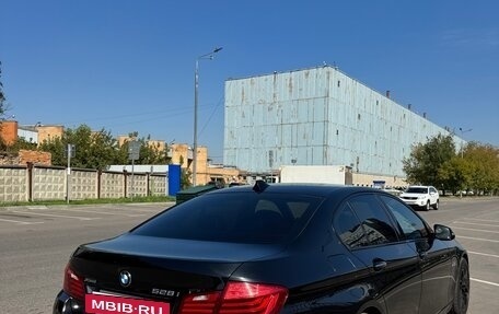 BMW 5 серия, 2016 год, 2 200 000 рублей, 3 фотография