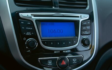 Hyundai Solaris II рестайлинг, 2011 год, 595 000 рублей, 14 фотография
