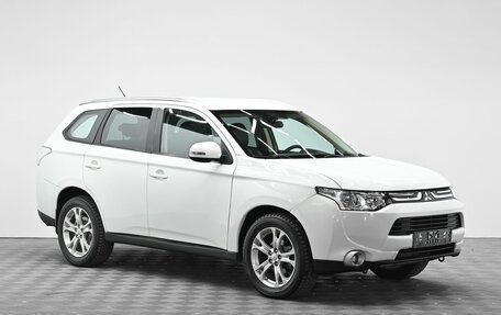 Mitsubishi Outlander III рестайлинг 3, 2012 год, 1 195 000 рублей, 3 фотография