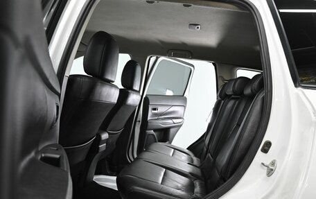 Mitsubishi Outlander III рестайлинг 3, 2012 год, 1 195 000 рублей, 15 фотография