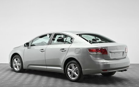 Toyota Avensis III рестайлинг, 2011 год, 945 000 рублей, 3 фотография