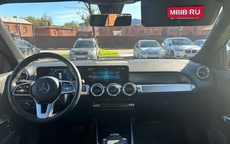 Mercedes-Benz GLB, 2021 год, 4 180 000 рублей, 14 фотография