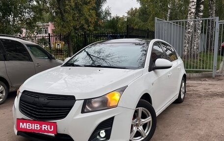 Chevrolet Cruze II, 2013 год, 730 000 рублей, 2 фотография