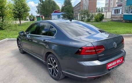 Volkswagen Passat B8 рестайлинг, 2017 год, 1 960 000 рублей, 7 фотография