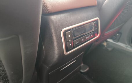 Haval H9 I рестайлинг, 2018 год, 2 350 000 рублей, 14 фотография