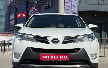 Toyota RAV4, 2014 год, 1 997 000 рублей, 5 фотография