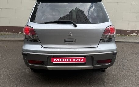 Mitsubishi Outlander III рестайлинг 3, 2004 год, 499 999 рублей, 5 фотография