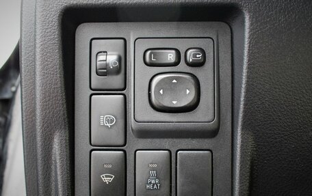 Toyota Land Cruiser Prado 150 рестайлинг 2, 2010 год, 2 195 000 рублей, 15 фотография