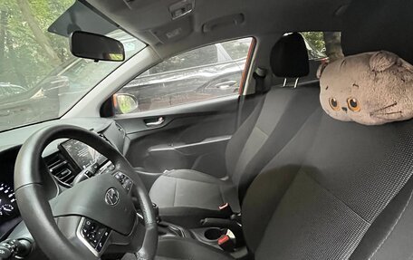 Hyundai Solaris II рестайлинг, 2022 год, 2 100 000 рублей, 10 фотография