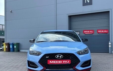 Hyundai Veloster II, 2022 год, 2 413 133 рублей, 3 фотография