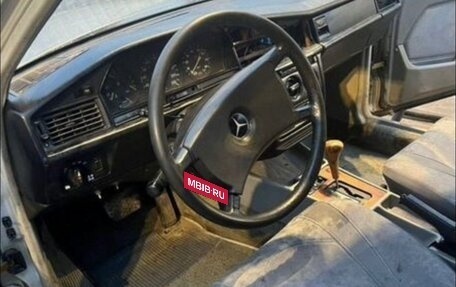 Mercedes-Benz 190 (W201), 1985 год, 150 000 рублей, 5 фотография