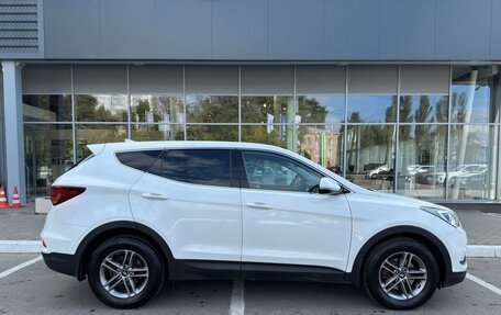 Hyundai Santa Fe III рестайлинг, 2018 год, 2 288 000 рублей, 7 фотография