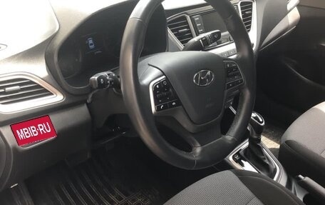 Hyundai Solaris II рестайлинг, 2019 год, 1 350 000 рублей, 1 фотография