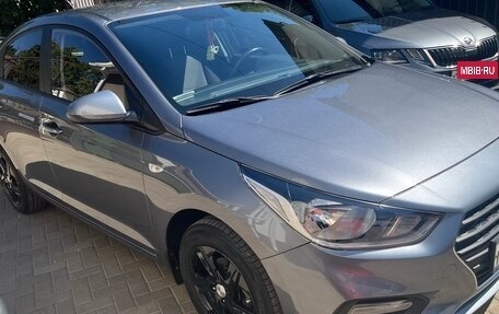 Hyundai Solaris II рестайлинг, 2019 год, 1 350 000 рублей, 4 фотография