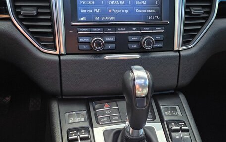 Porsche Macan I рестайлинг, 2014 год, 3 300 000 рублей, 15 фотография