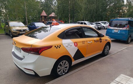 Hyundai Solaris II рестайлинг, 2018 год, 950 000 рублей, 4 фотография