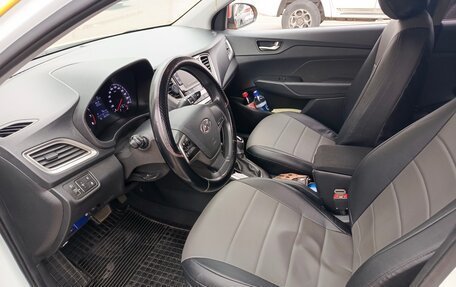 Hyundai Solaris II рестайлинг, 2018 год, 950 000 рублей, 9 фотография