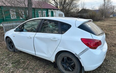 Opel Astra J, 2010 год, 500 000 рублей, 6 фотография